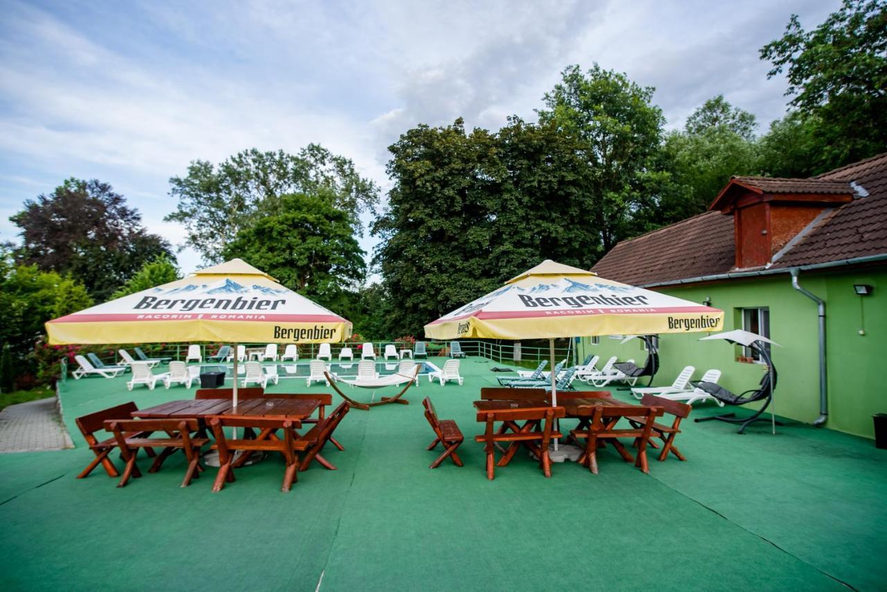 Dumbraveni  Hotel Marion Poiana מראה חיצוני תמונה